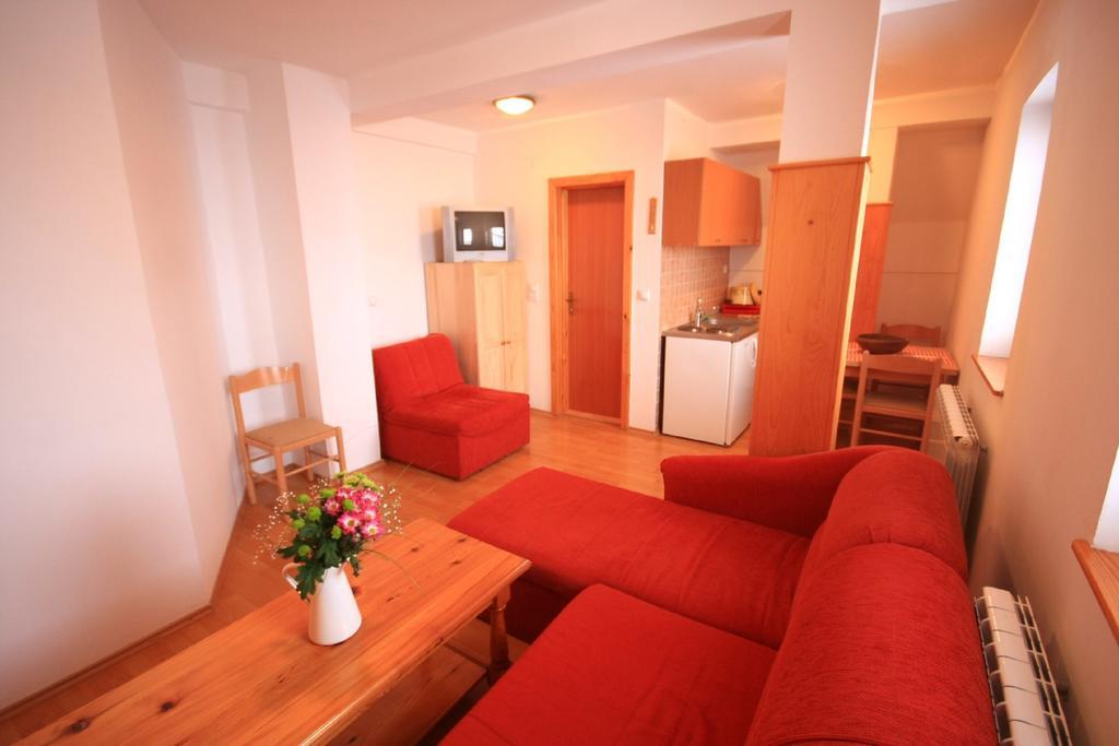 Apartments Prijatelji Jahorina Exterior photo